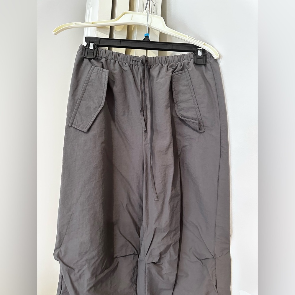 Parachute pants - Picture 2 of 4